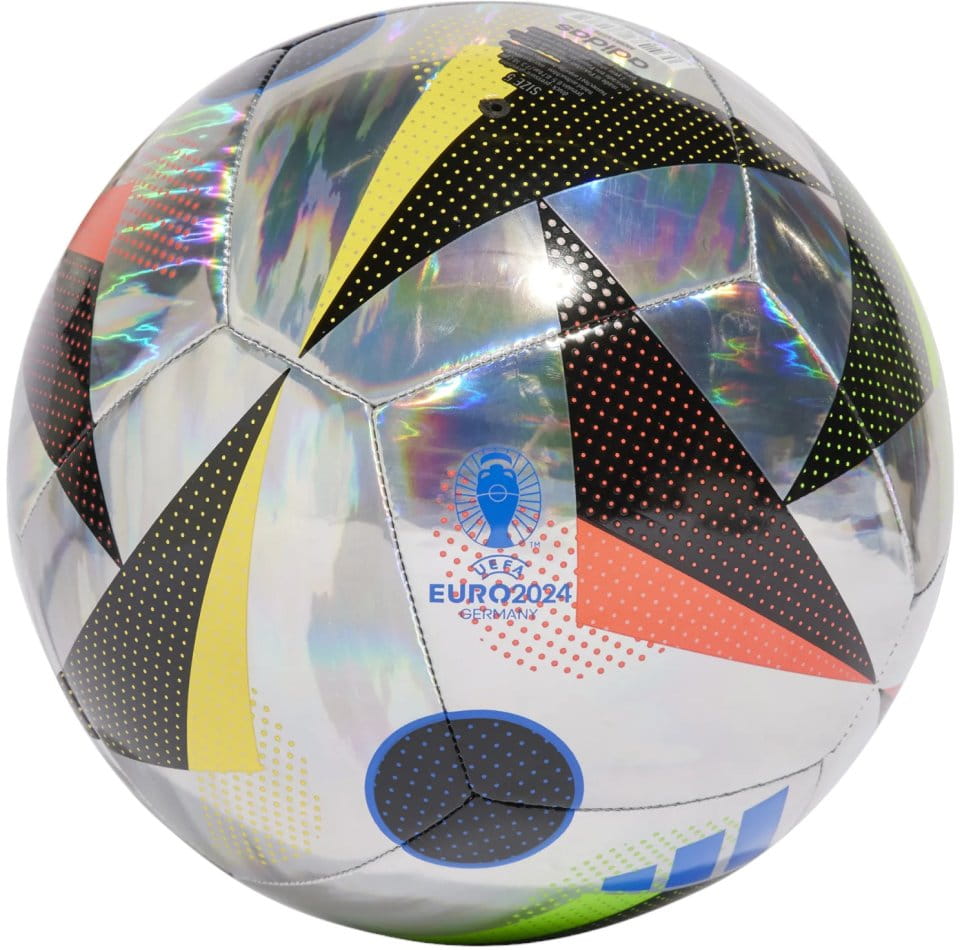Strojově šitý tréninkový míč adidas Fussballliebe FOIL
