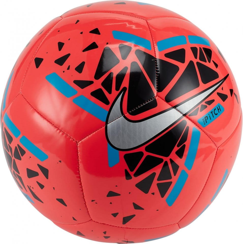 Fotbalový míč Nike Pitch